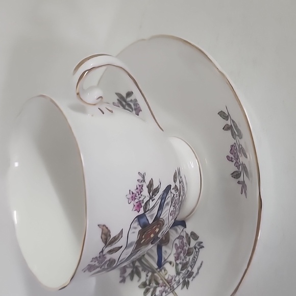 Royal Grafton Bone China Teacup and Saucer made in England - Picture 7 of 7